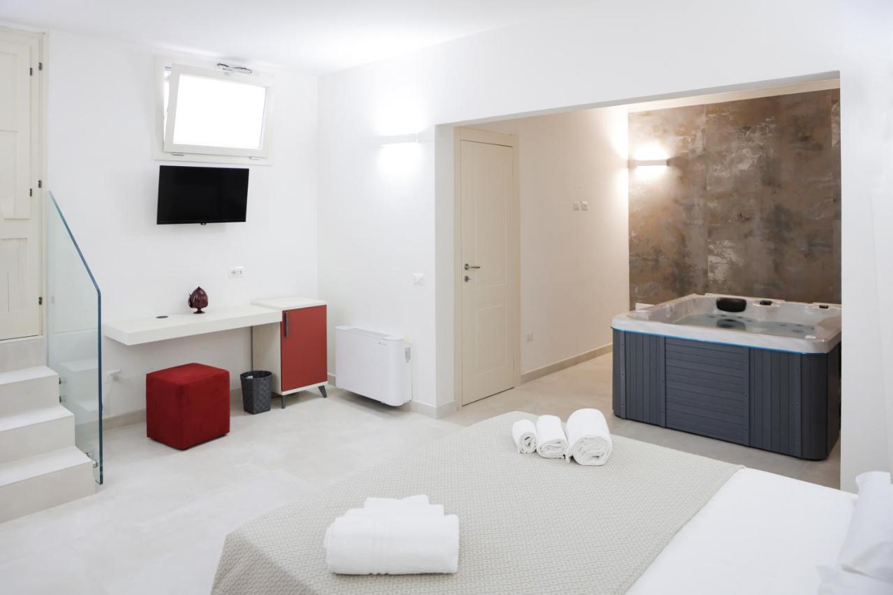 B&B Le Due Corti Matino Bagian luar foto