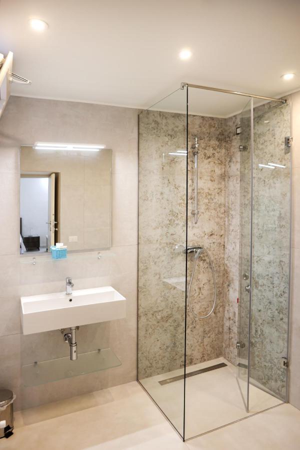 B&B Le Due Corti Matino Bagian luar foto